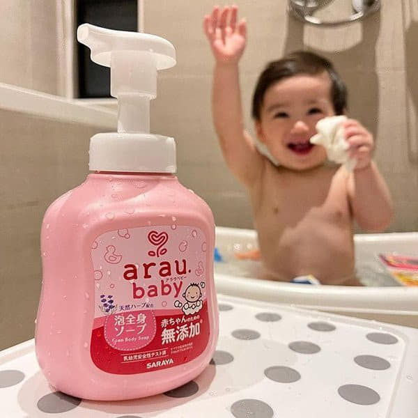 Arau Baby Wash & Shampoo with deep cleansing ability