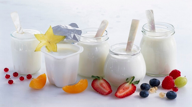 should postpartum mothers eat yogurt